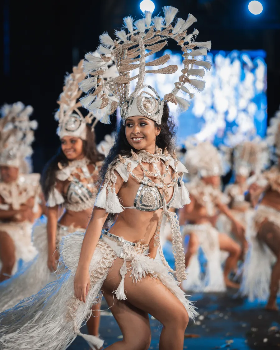 Manohiva — finale du spectacle